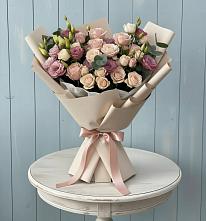 Букет цветов из:  Розы и Лизиантусы в Середейском