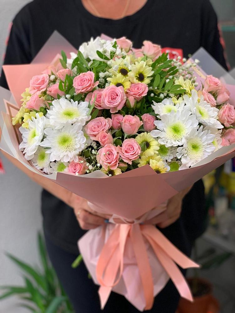 Букет цветов из: Розы и Хризантемы в Середейском