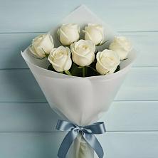 Букет 7 Белых роз Эдлесс Лав в Середейском