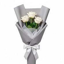 Букет 3 белые розы в Середейском