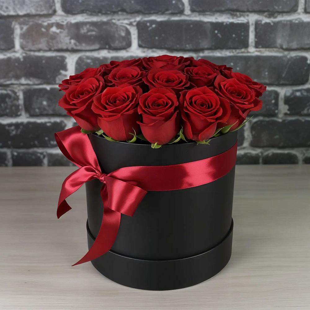 Цветочная композиция из Розы в шляпной коробке в Середейском