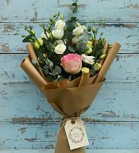 Букет цветов из:  Розы и Лизиантусы в Середейском